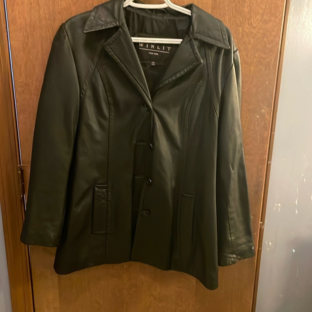 Winlet Vintage Women’s Leather Jacket size medium